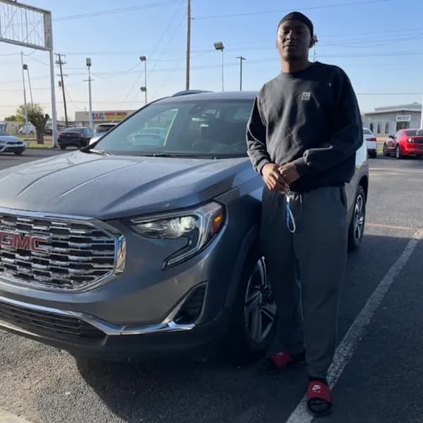 Customer with his new GMC Terrain