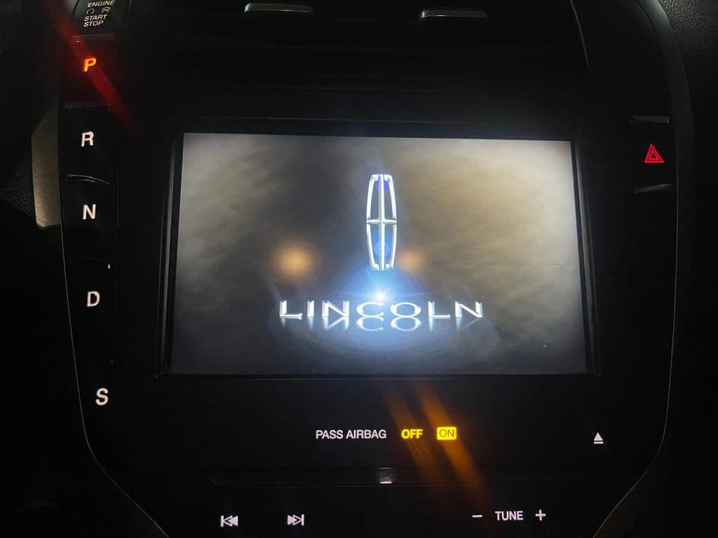 2015 Lincoln MKZ Base - Thumbnail 3